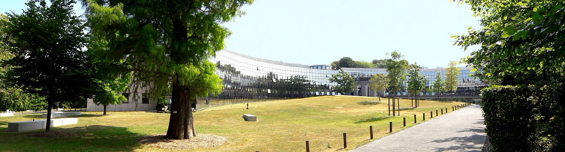 Le campus de l'EDHEC à Lille
